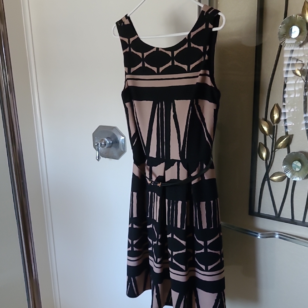 Liz Claiborne A-line Black and Tan Geometric Dress